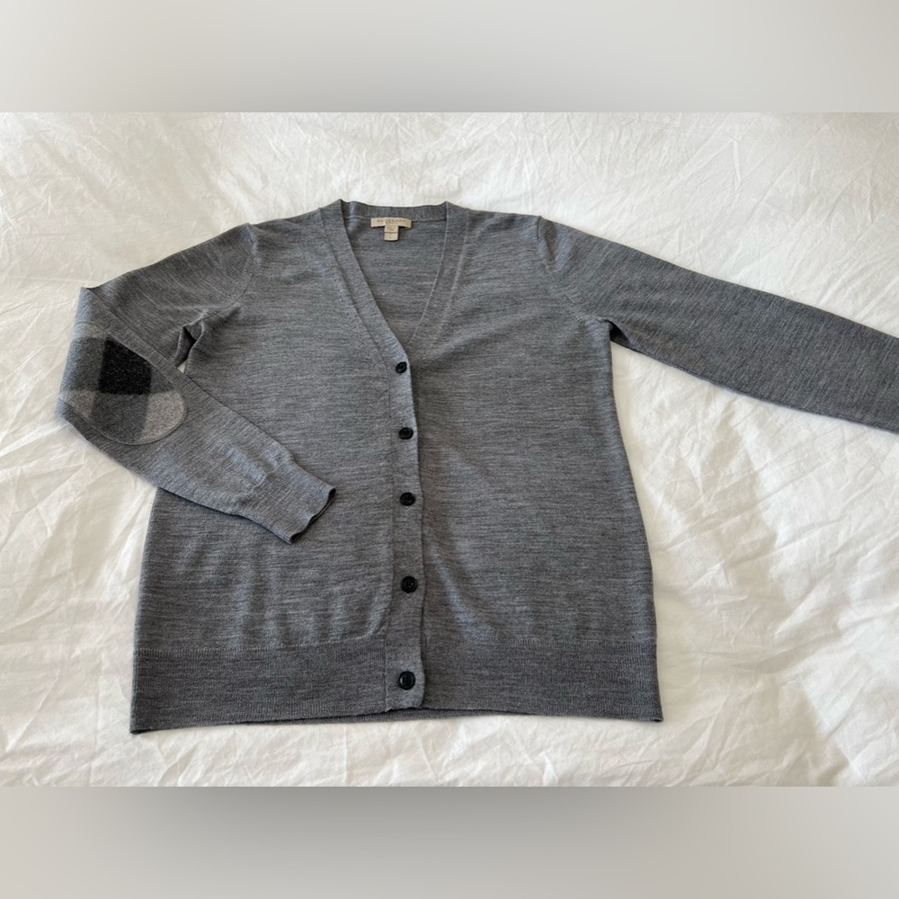 BURBERRY BRIT | Women’s SZ S | Gray Wool Cardigan | Elbow Patches | Lightweight